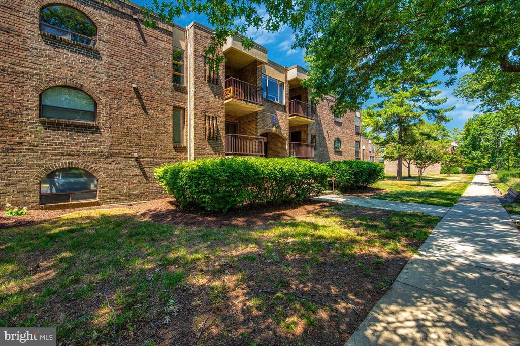 15 SILVERWOOD CIRCLE 6