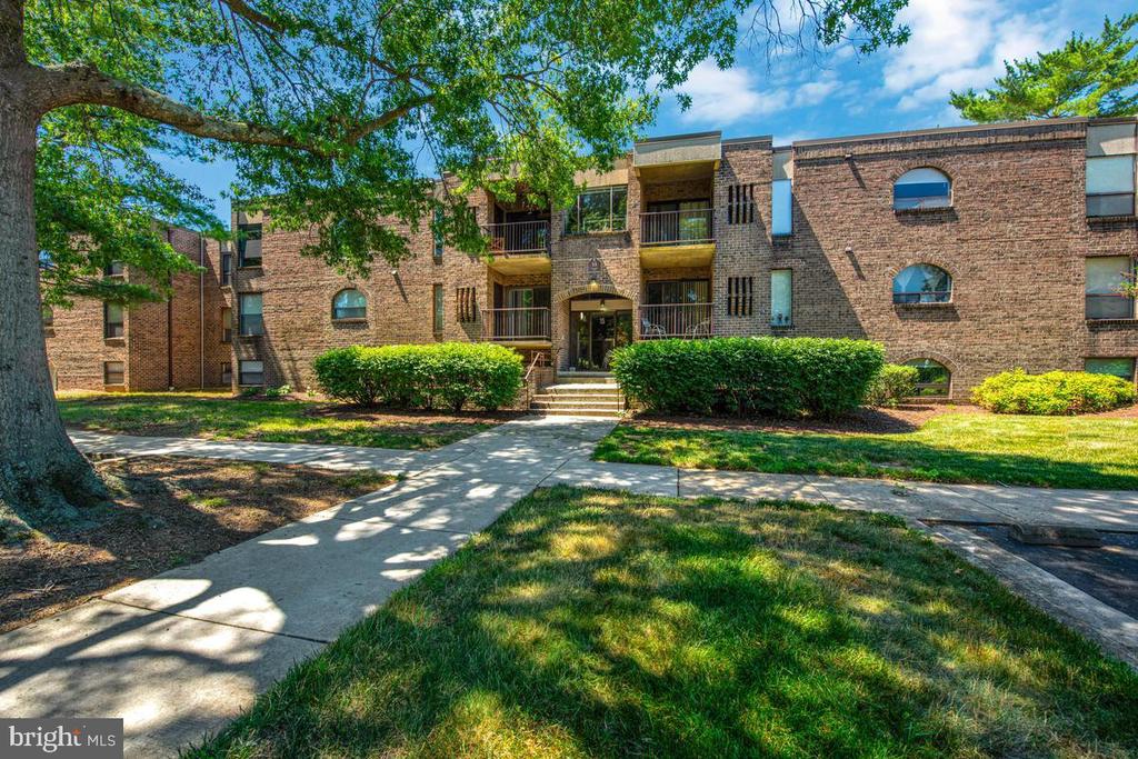 15 SILVERWOOD CIRCLE 6