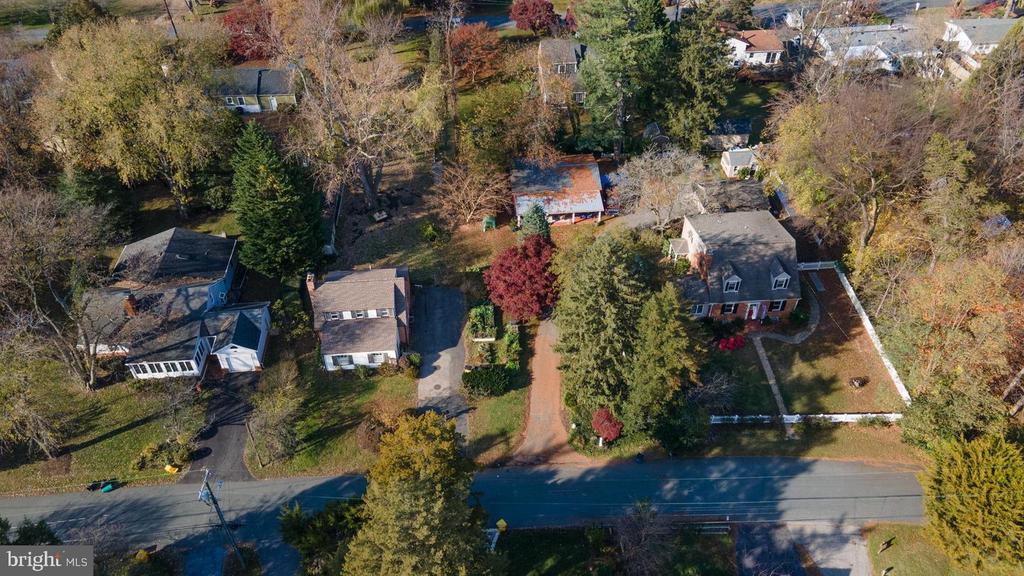 712 RED CEDAR ROAD