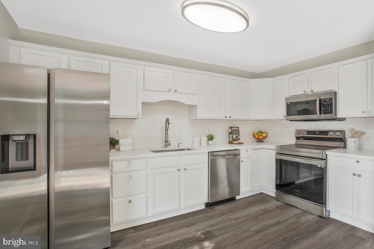 91 Gray Inn Ct