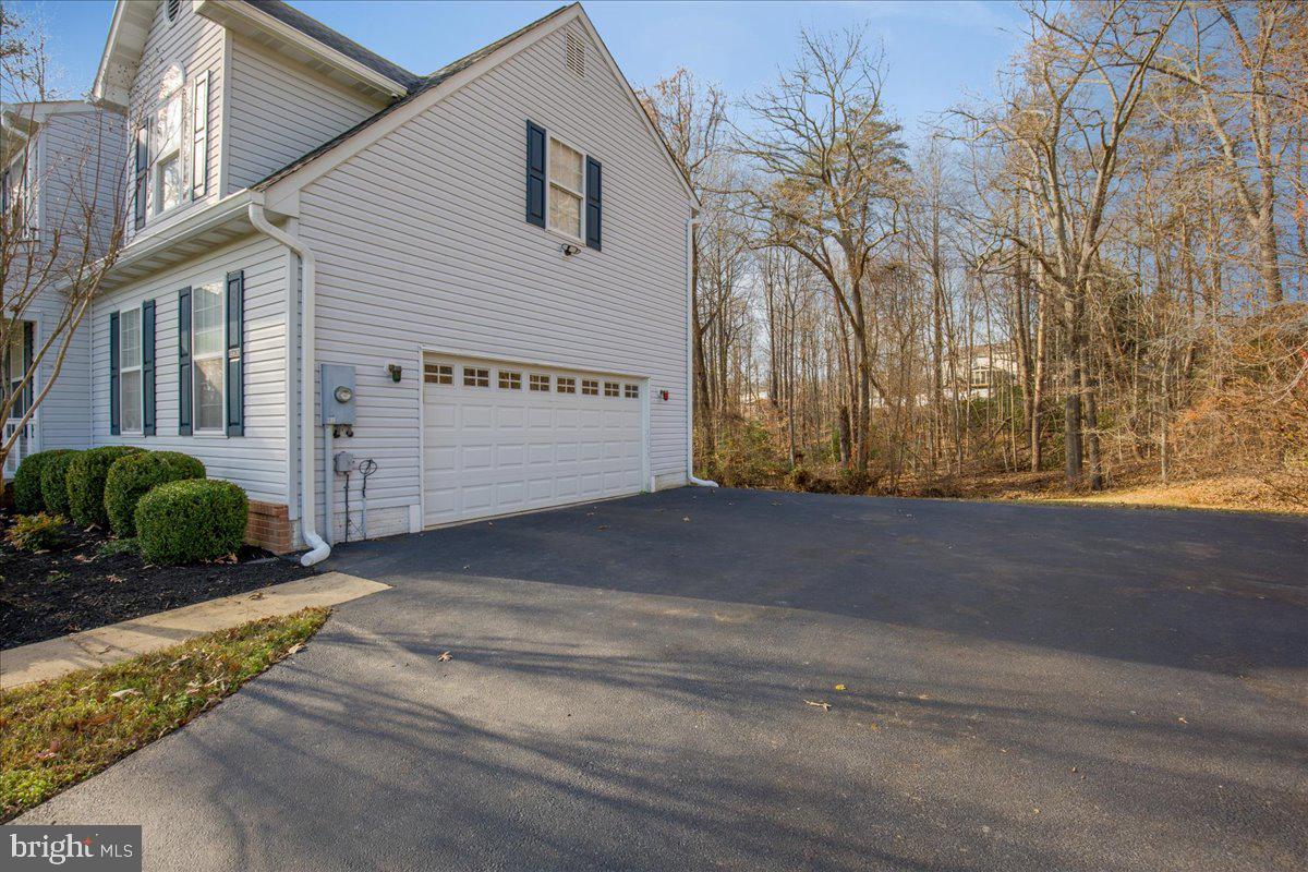 3180 Mayberry Ave