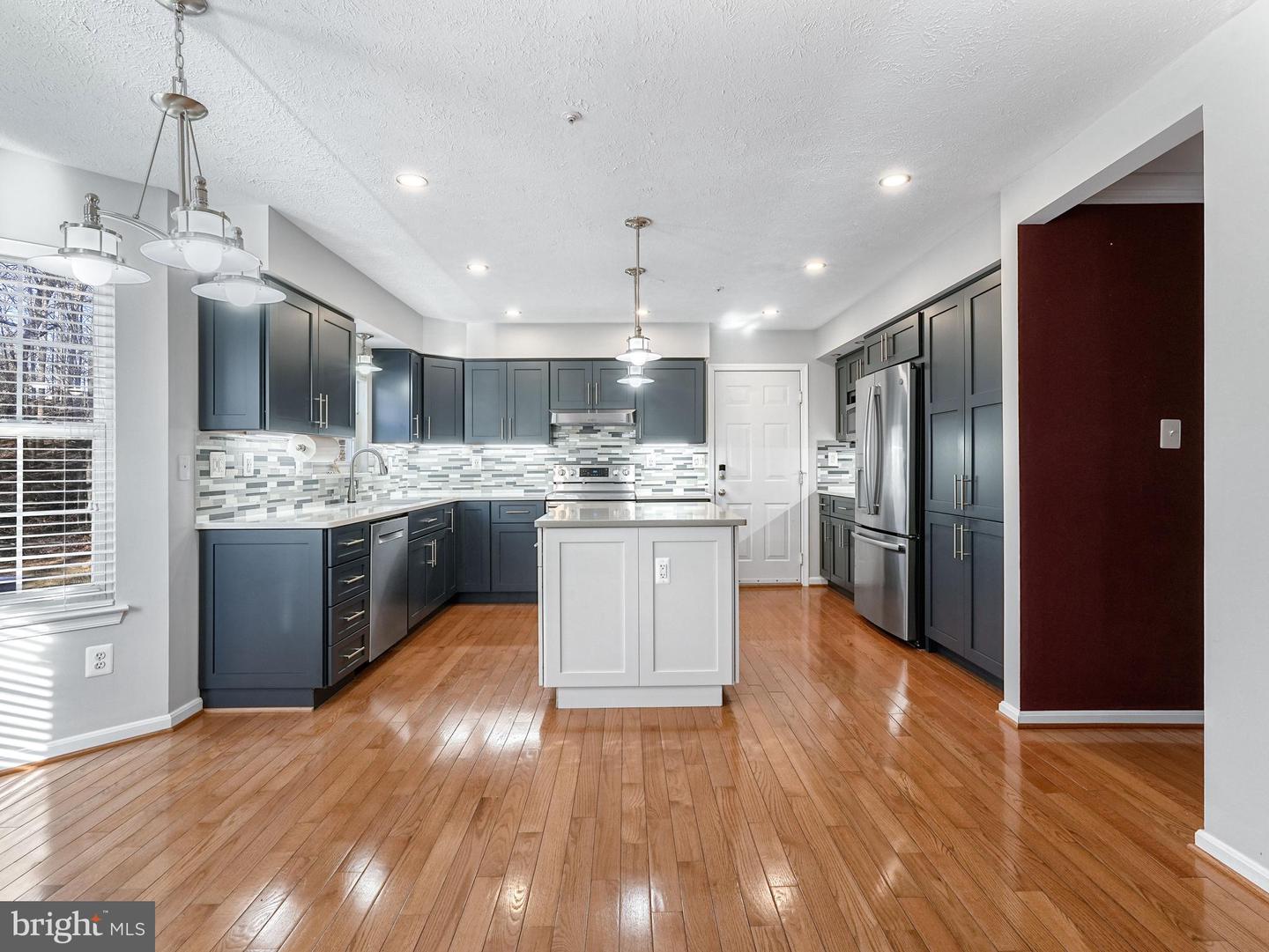 3180 Mayberry Ave