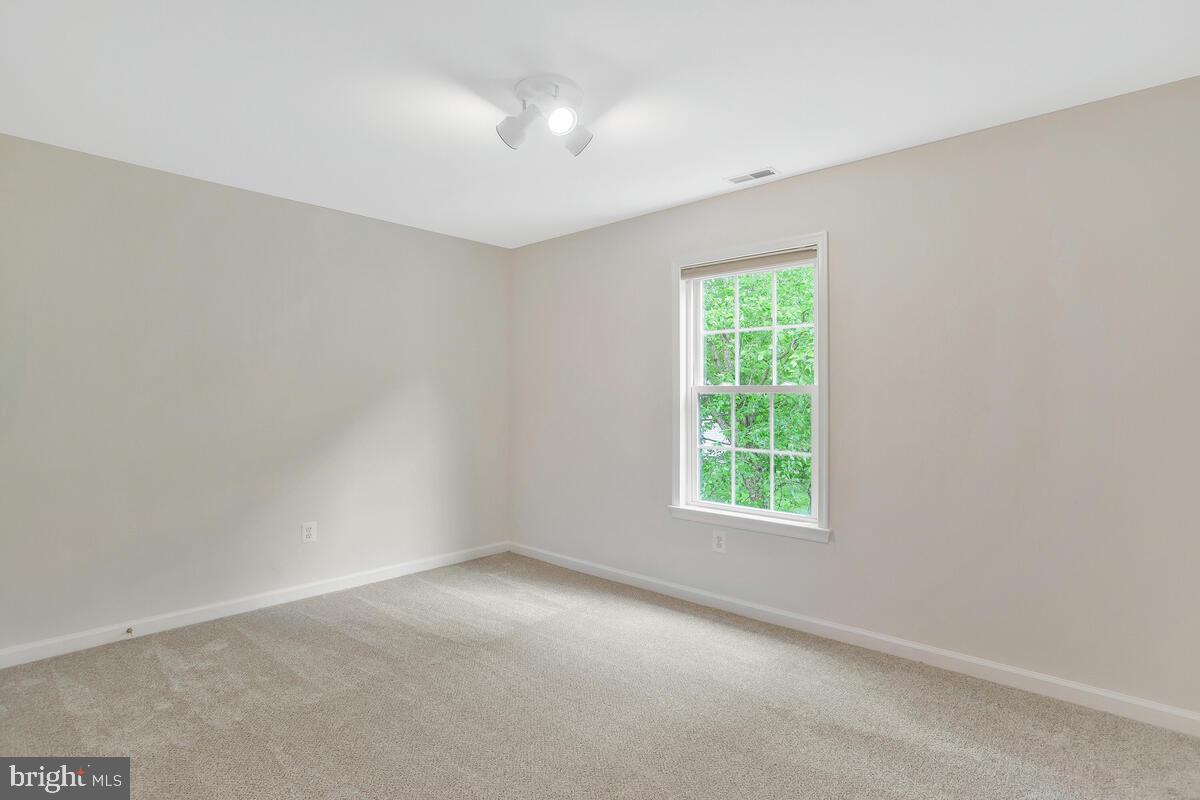 4305 Jareds Walk