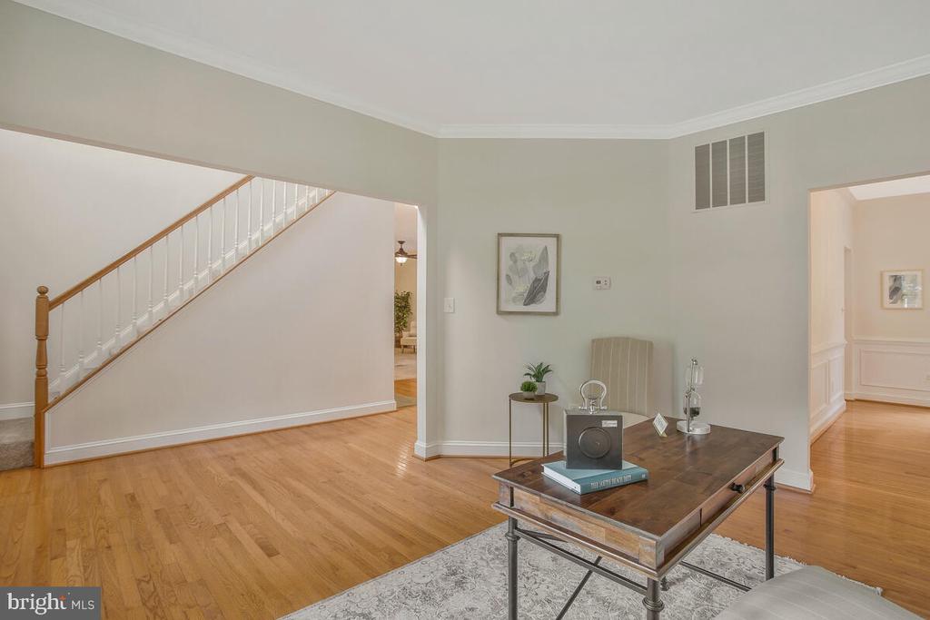 4305 Jareds Walk