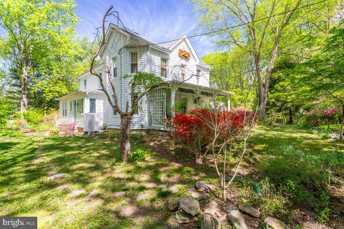 9246 Boyds Turn Rd