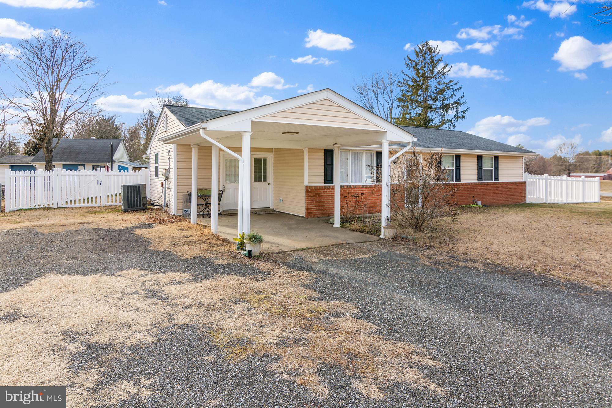 12198 Cavalier Dr