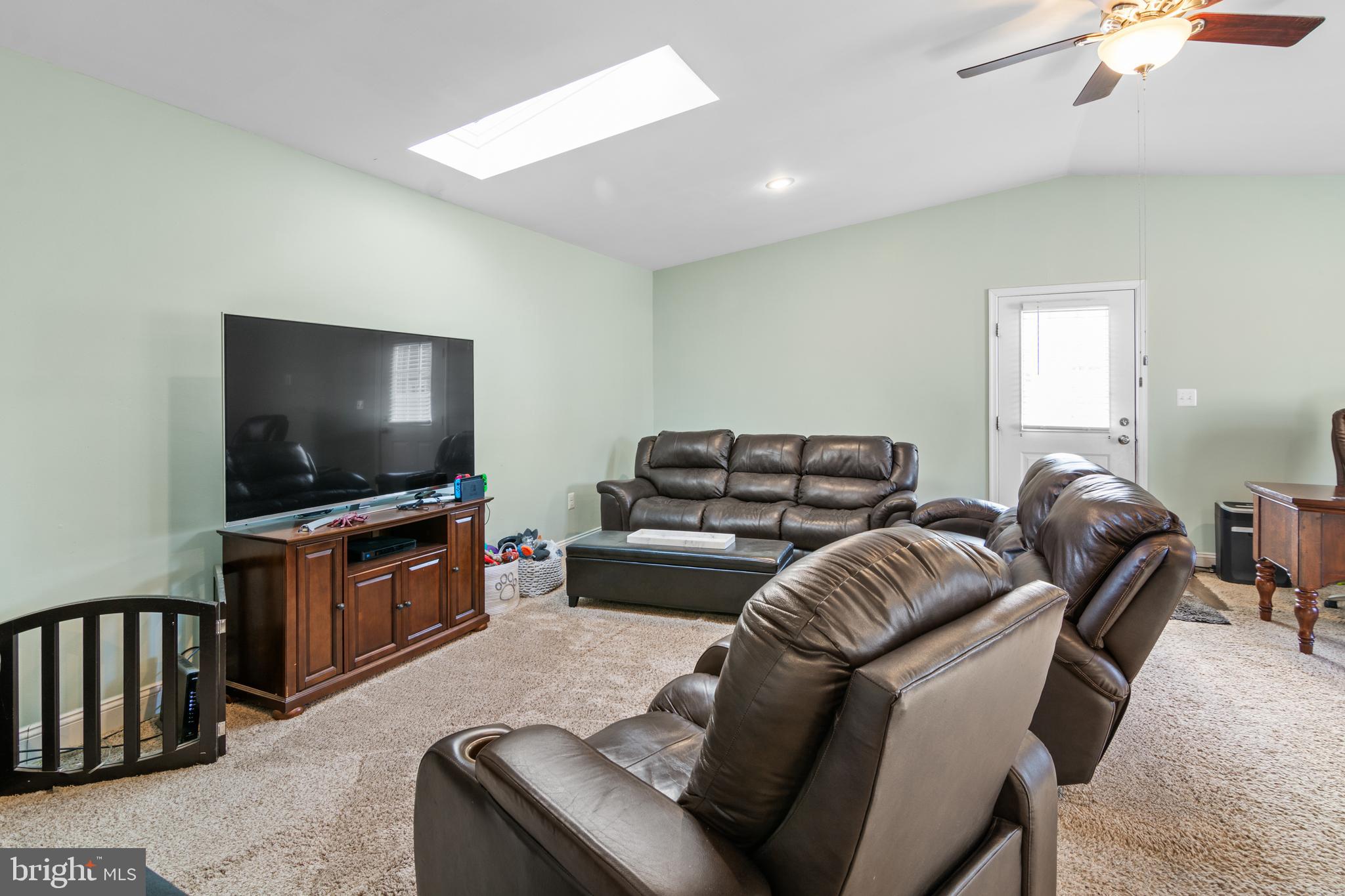 12198 Cavalier Dr
