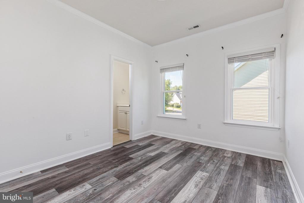 116 HERMITAGE BOULEVARD