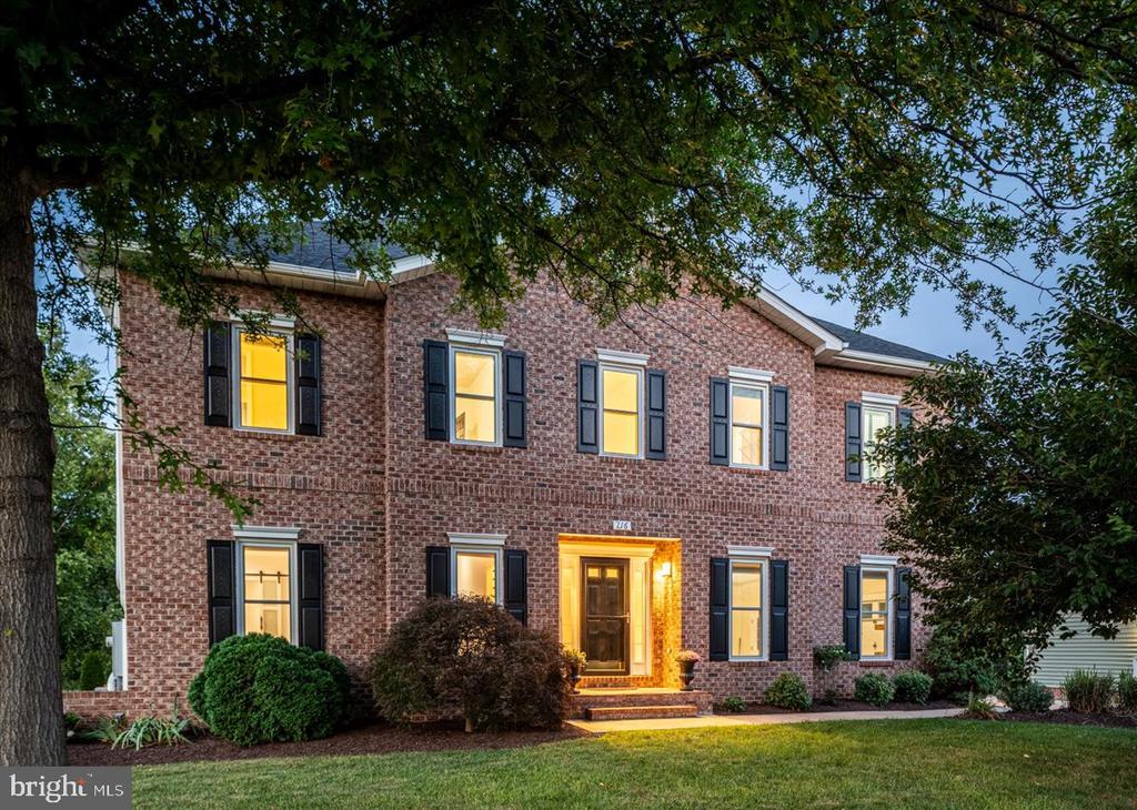 116 HERMITAGE BOULEVARD