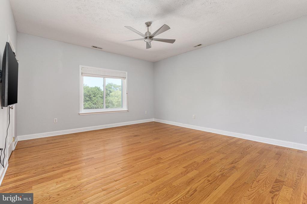 116 HERMITAGE BOULEVARD