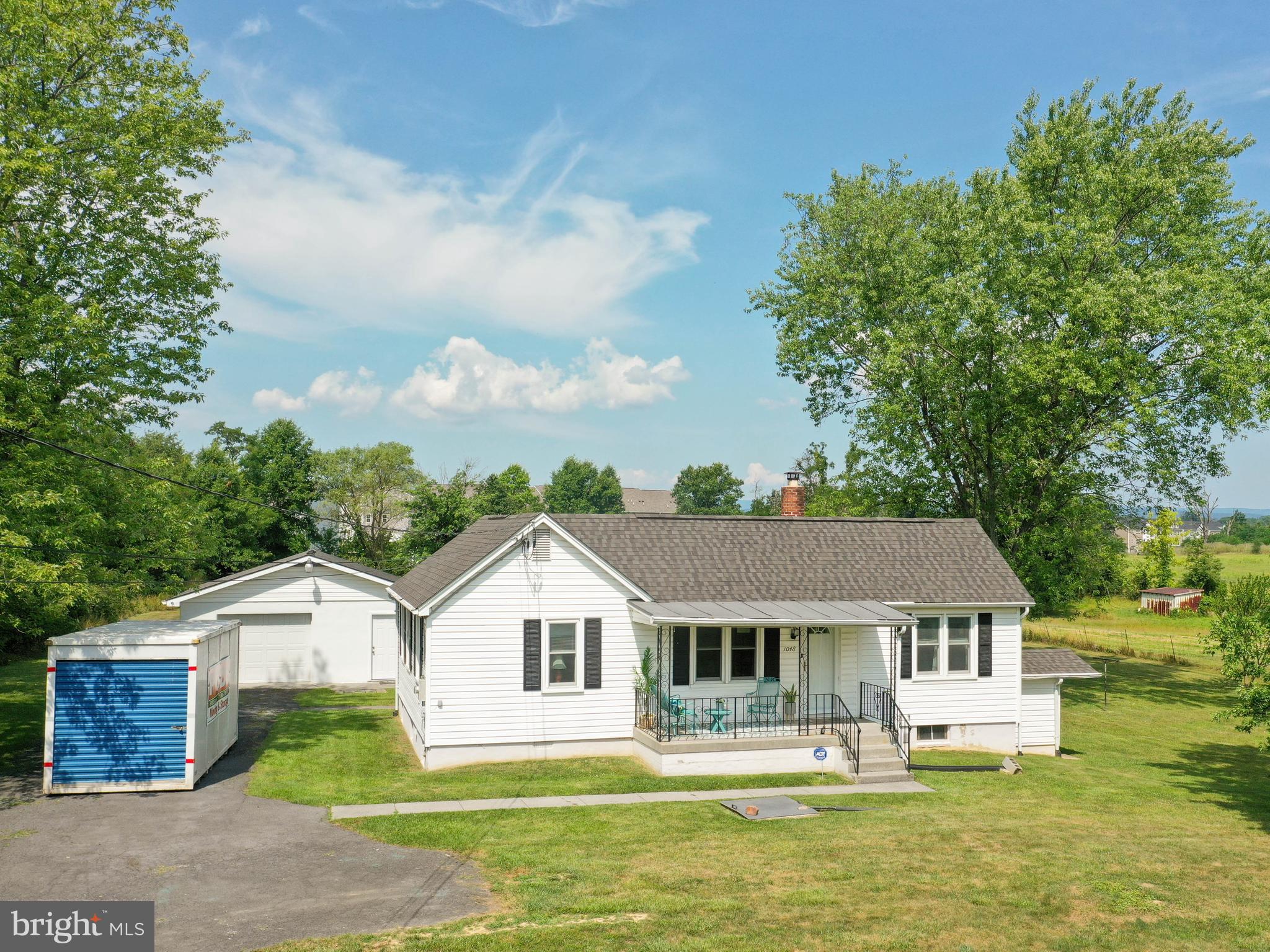 1048 FRONT ROYAL PIKE