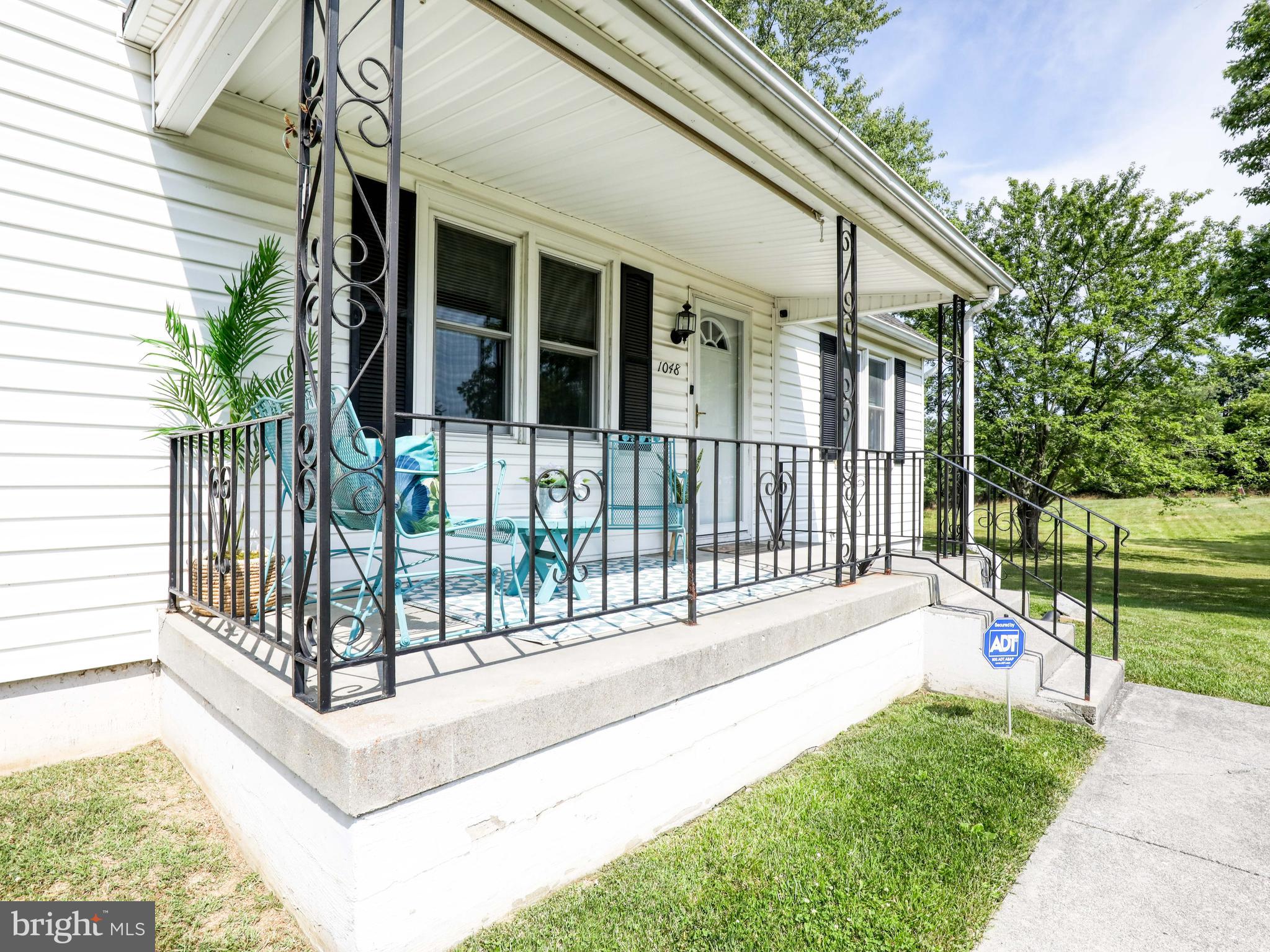 1048 FRONT ROYAL PIKE