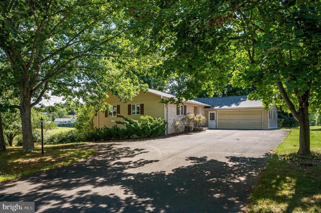 319 Masters Dr