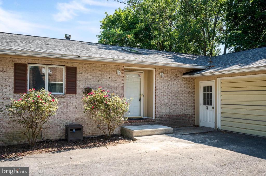 319 Masters Dr