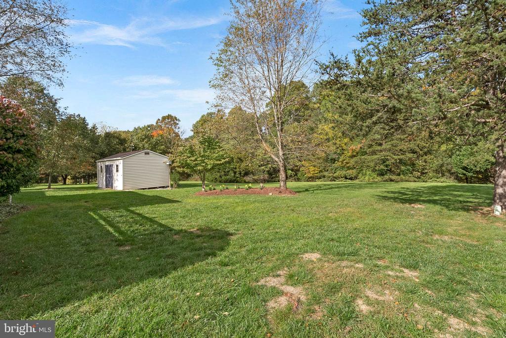 108 Whipp Dr