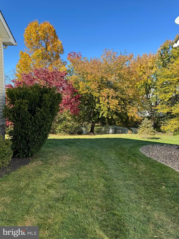 214 DEWBERRY DR