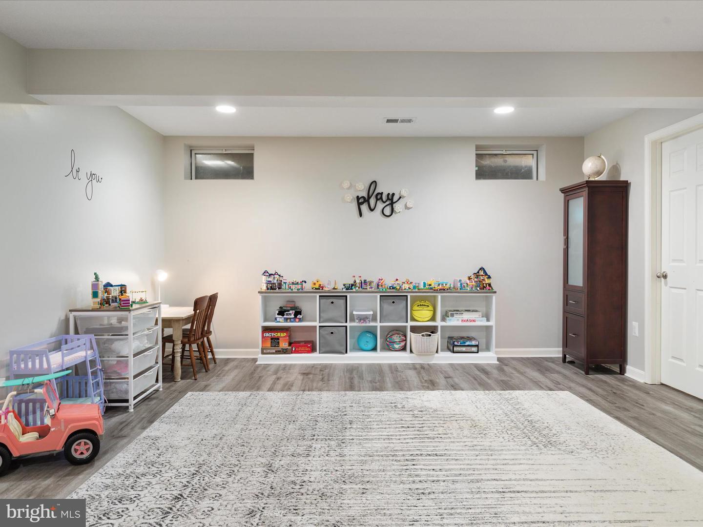 103 Renee Ln