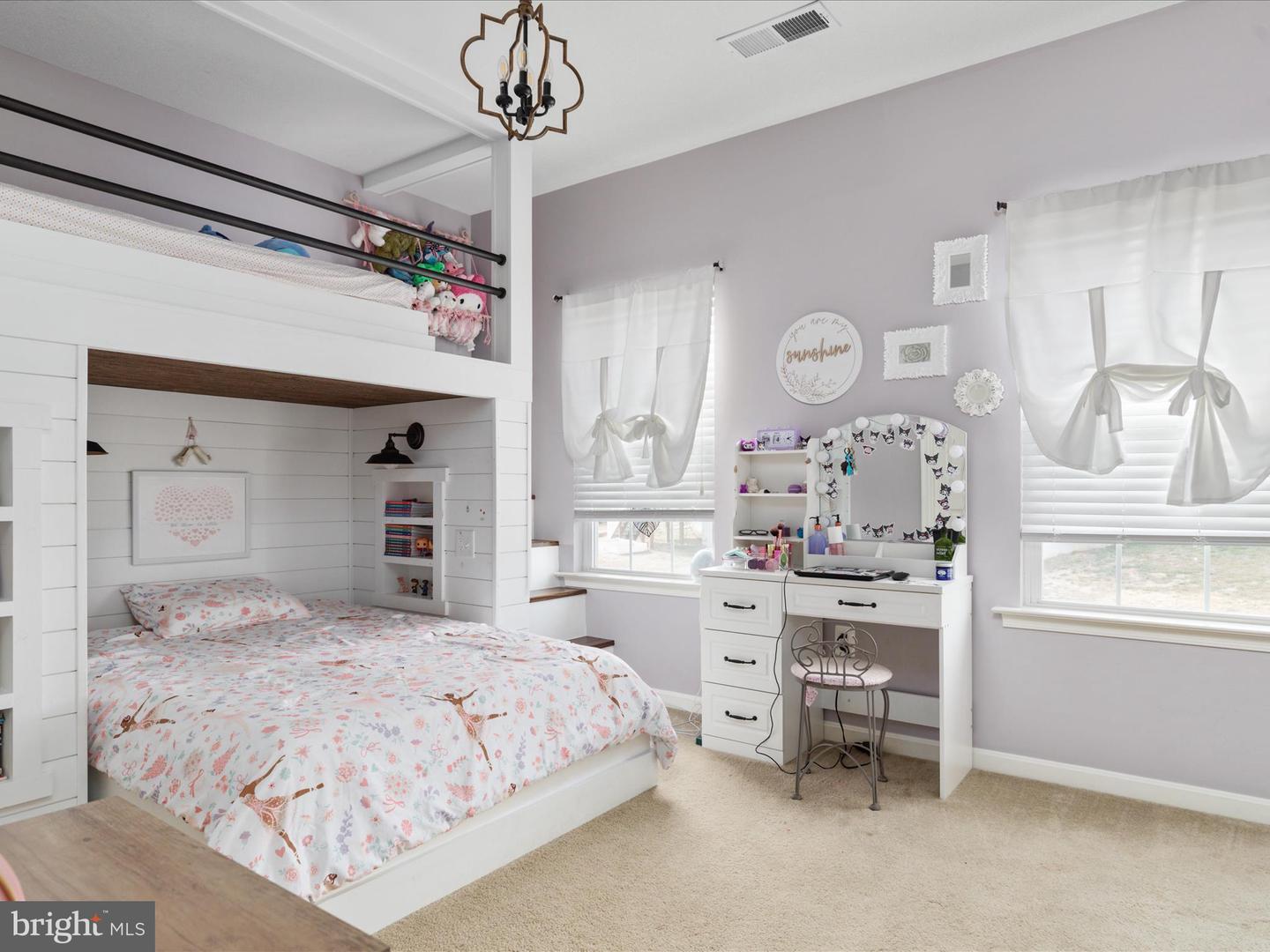 103 Renee Ln