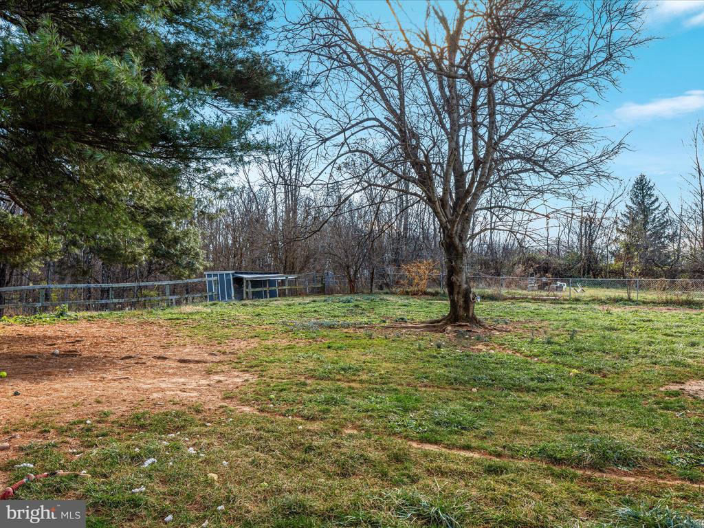 6729 Middle Rd