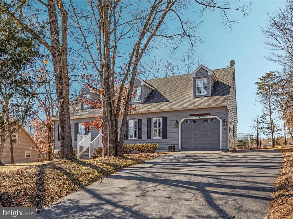 158 Lake Holiday Rd