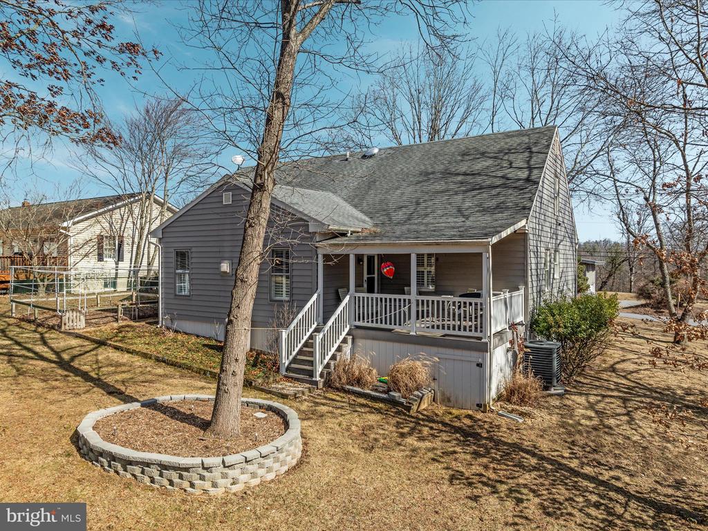158 Lake Holiday Rd
