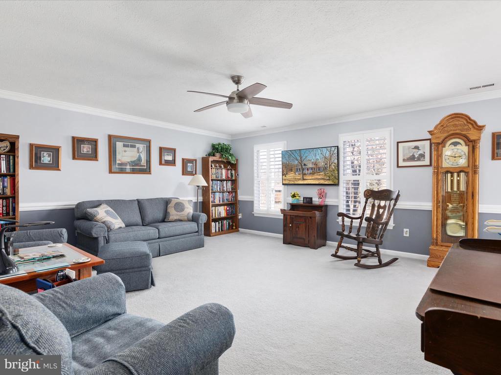 158 Lake Holiday Rd