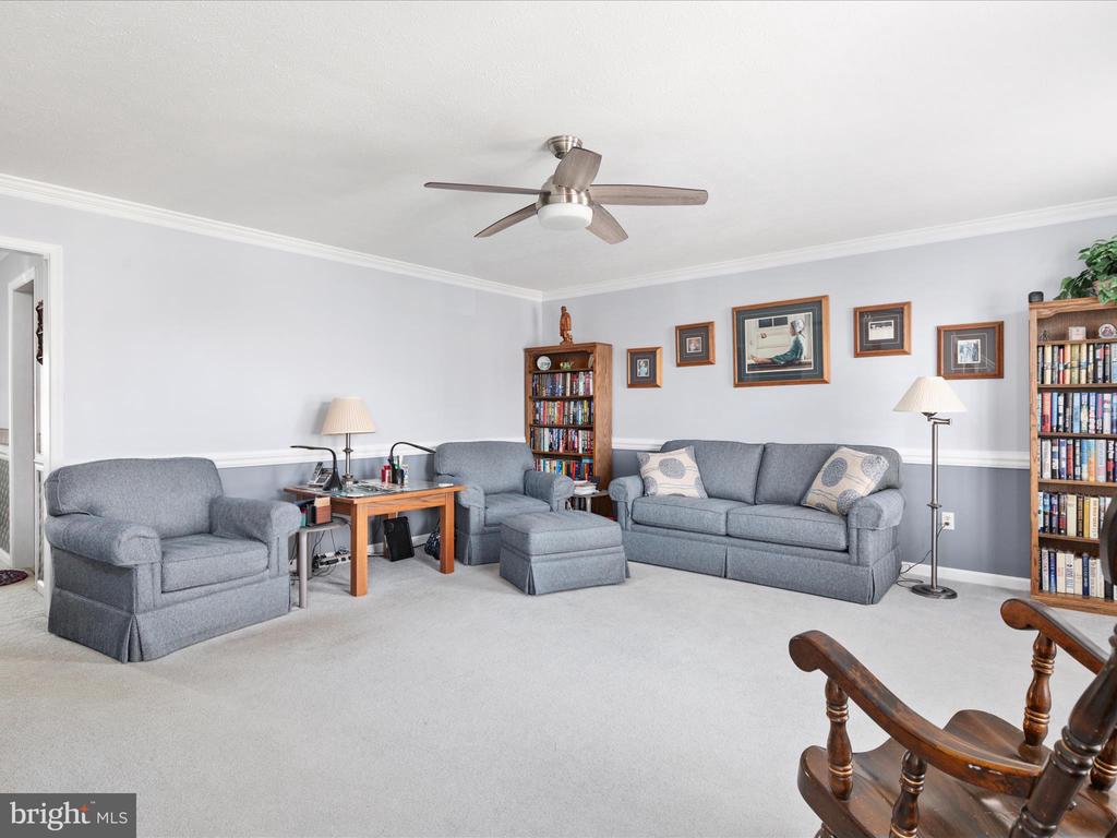 158 Lake Holiday Rd