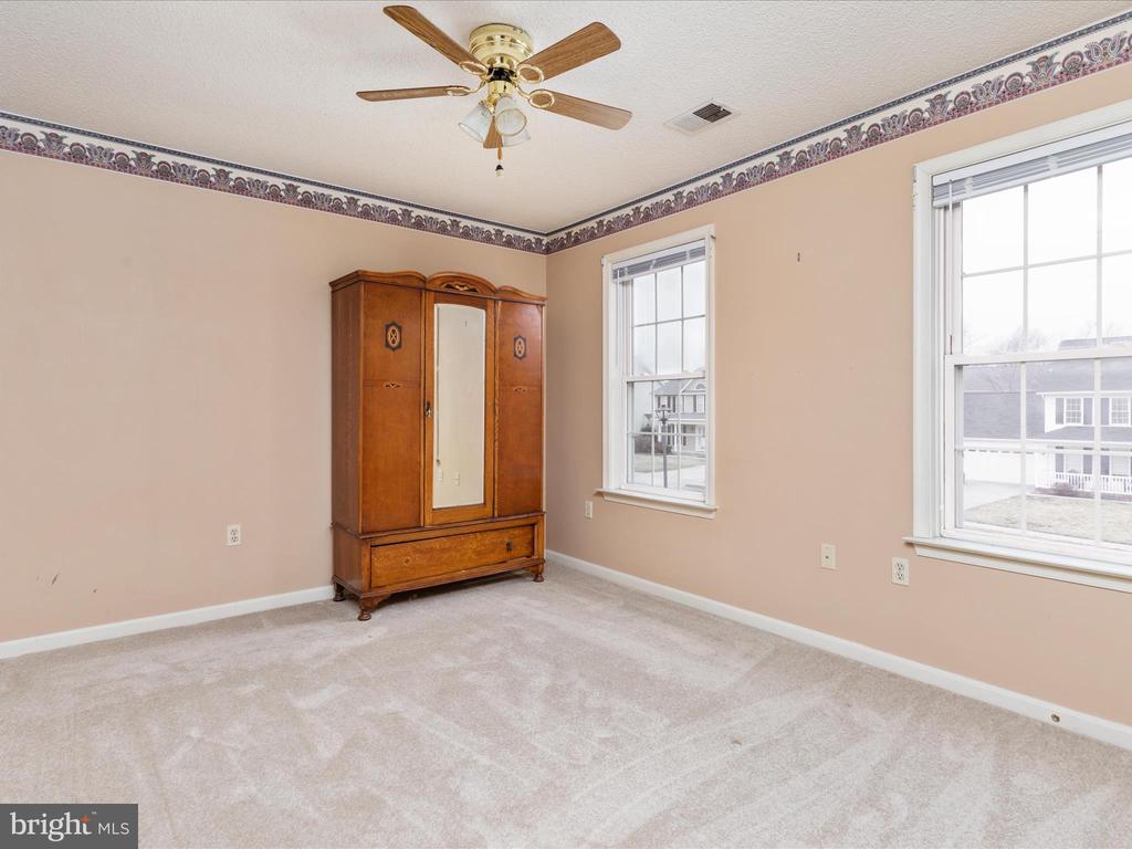 116 Barkwood Dr