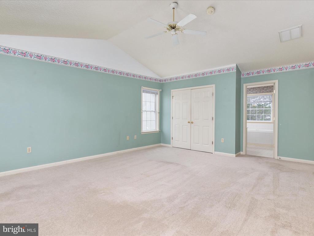 116 Barkwood Dr