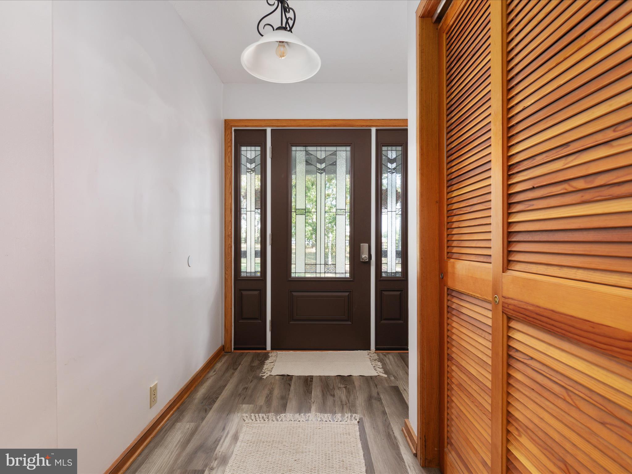 214 WALNUT DRIVE