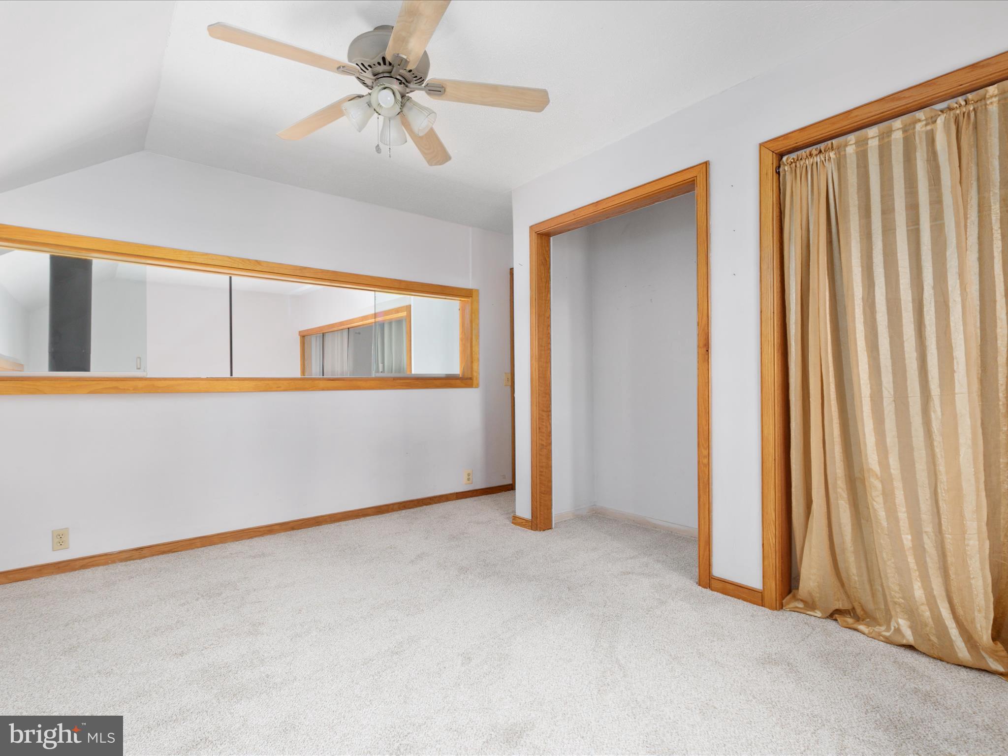 214 WALNUT DRIVE