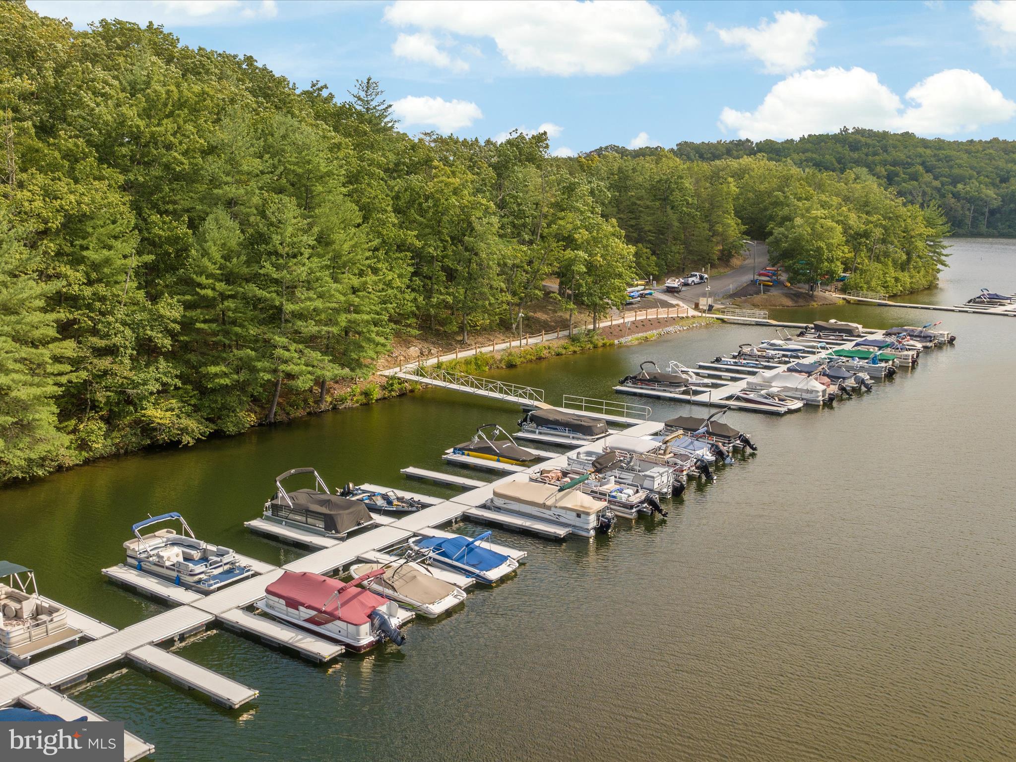 228 Sunset Cir