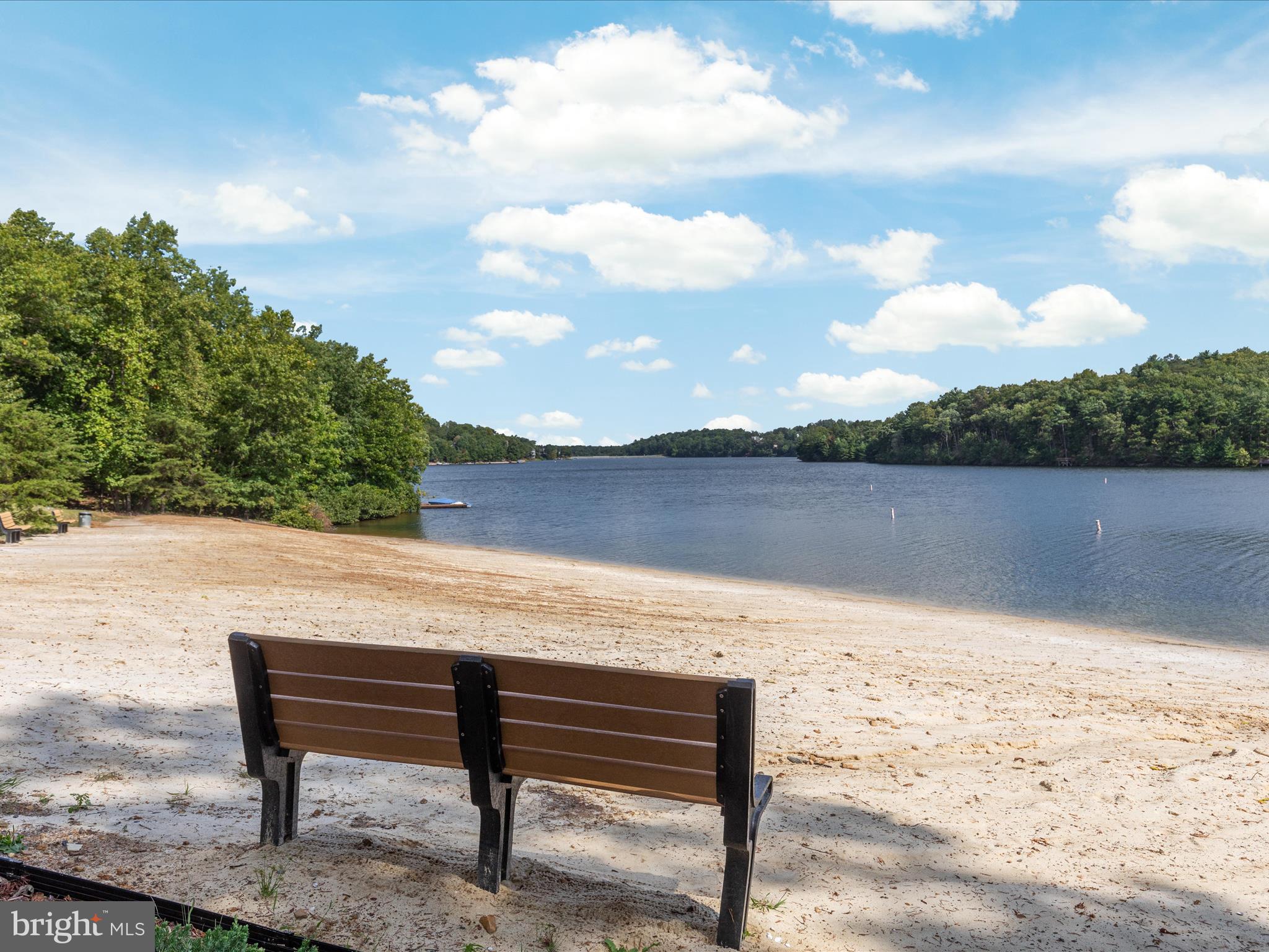 228 Sunset Cir