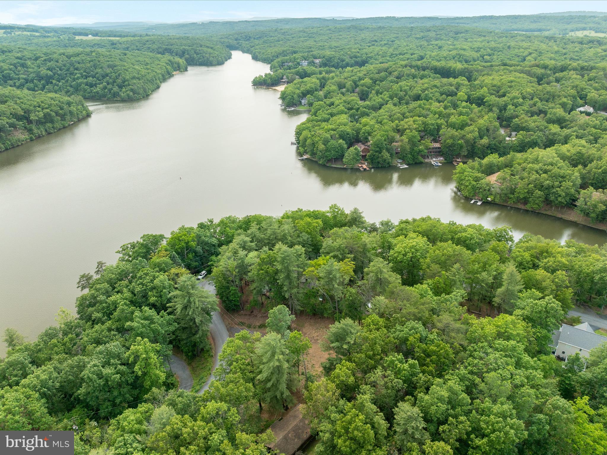 228 Sunset Cir