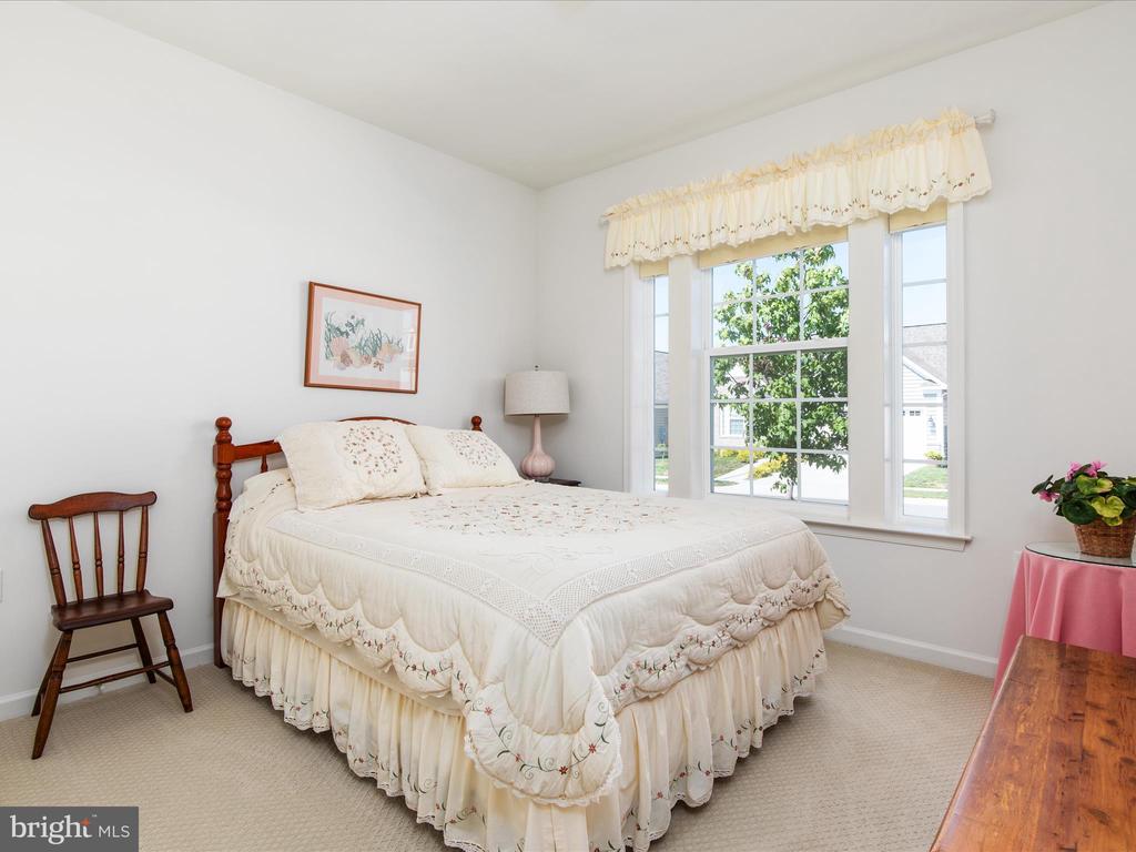 107 Bluets Dr