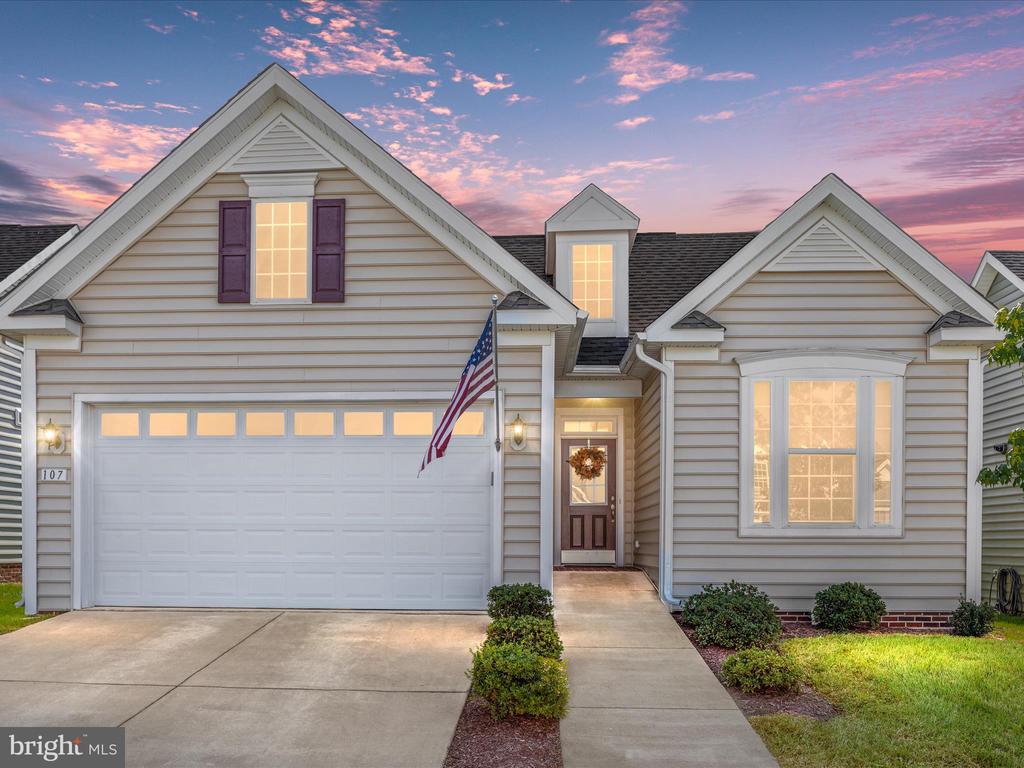 107 Bluets Dr