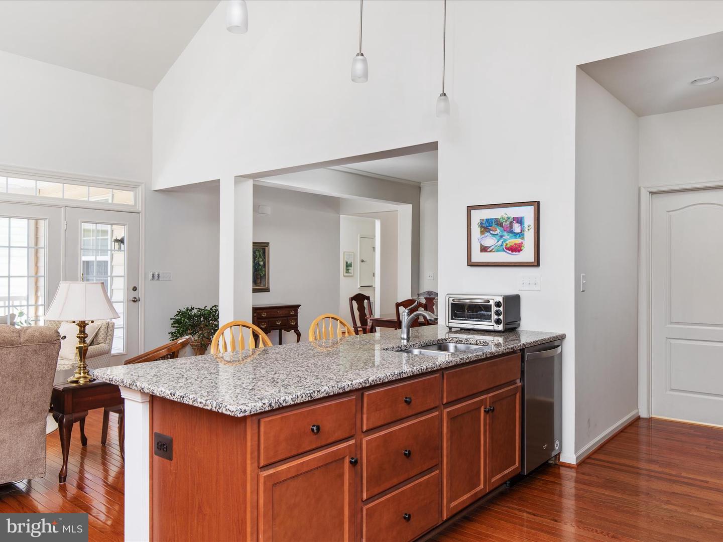107 Bluets Dr