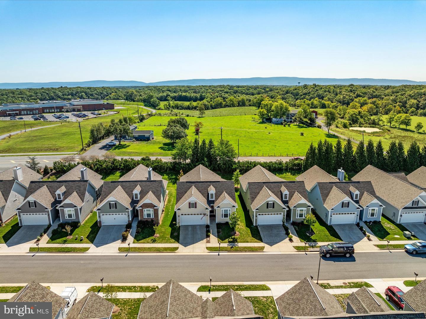 107 Bluets Dr