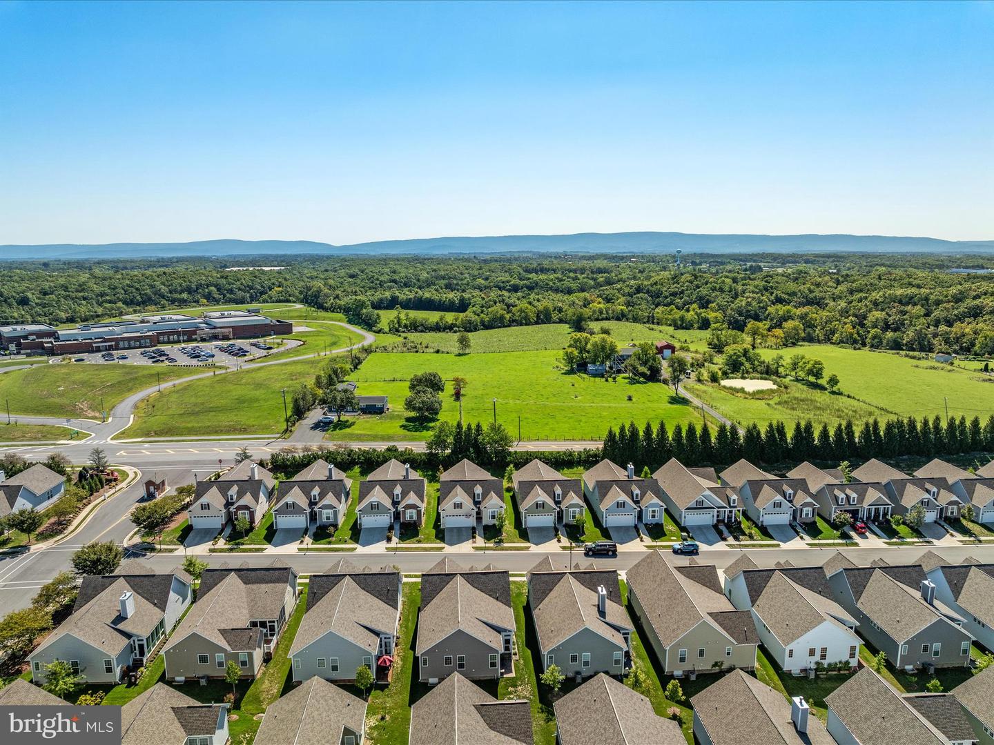 107 Bluets Dr