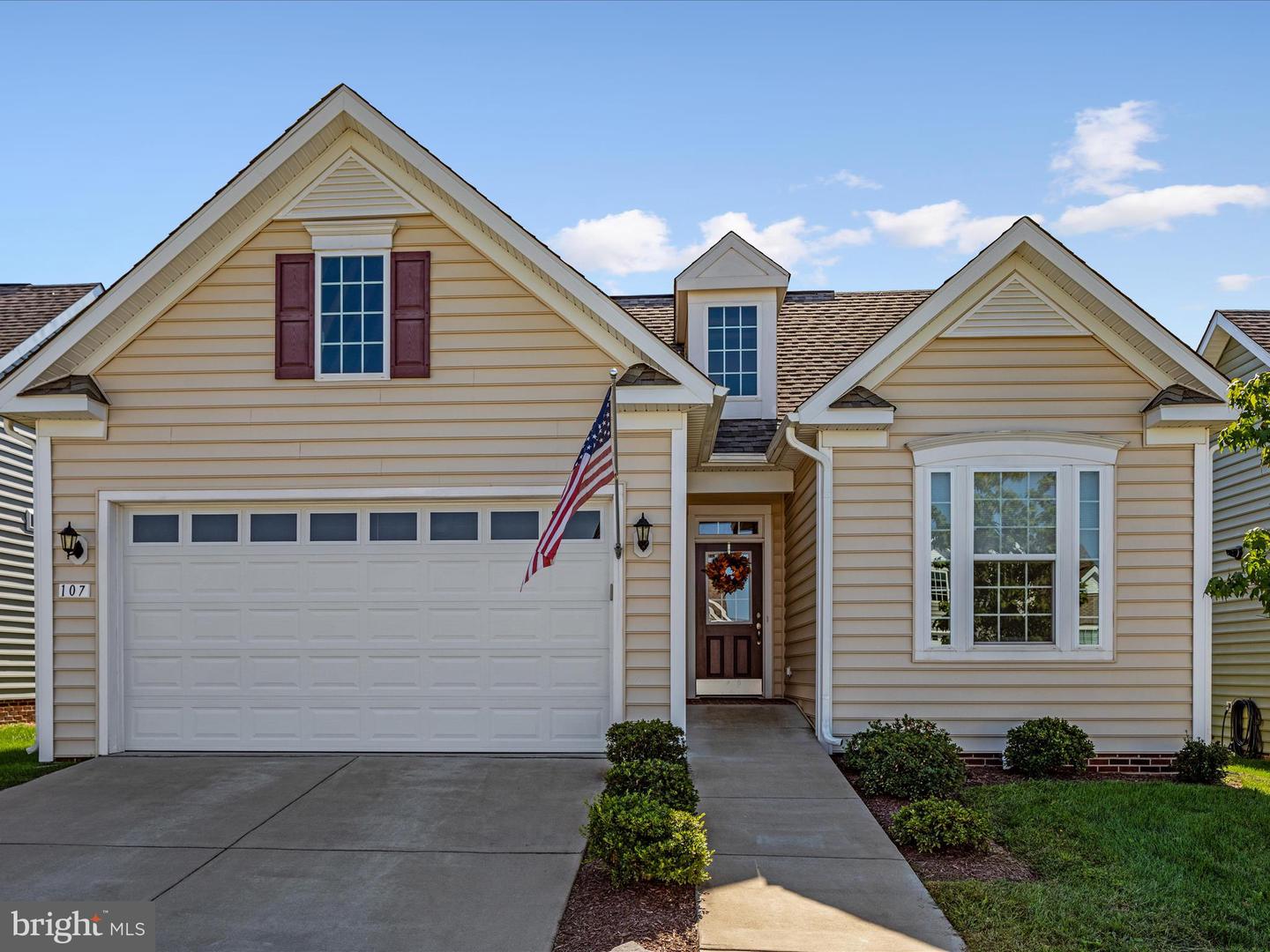 107 Bluets Dr