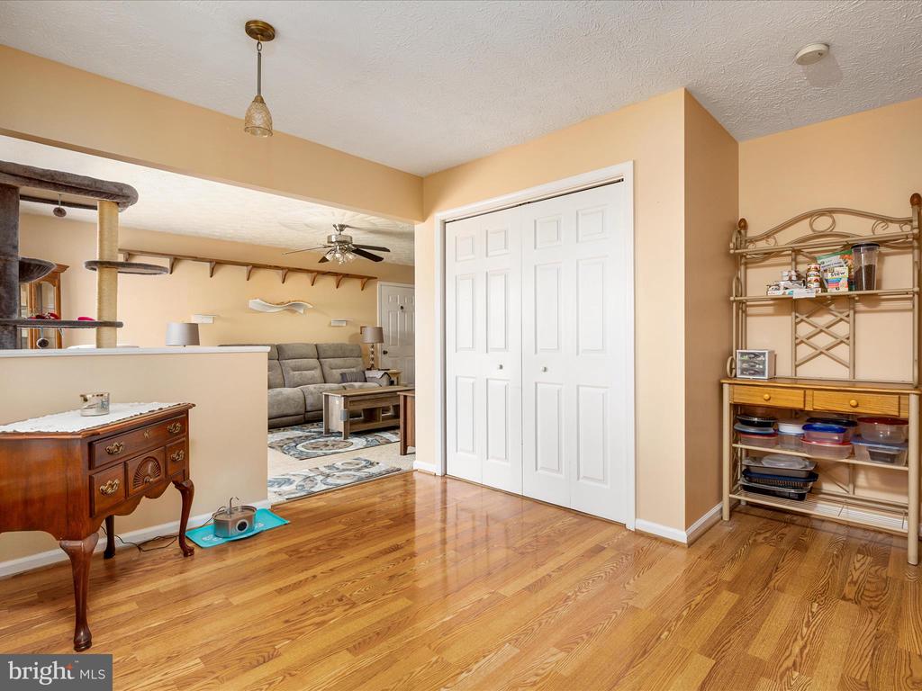 112 Hammer Ct