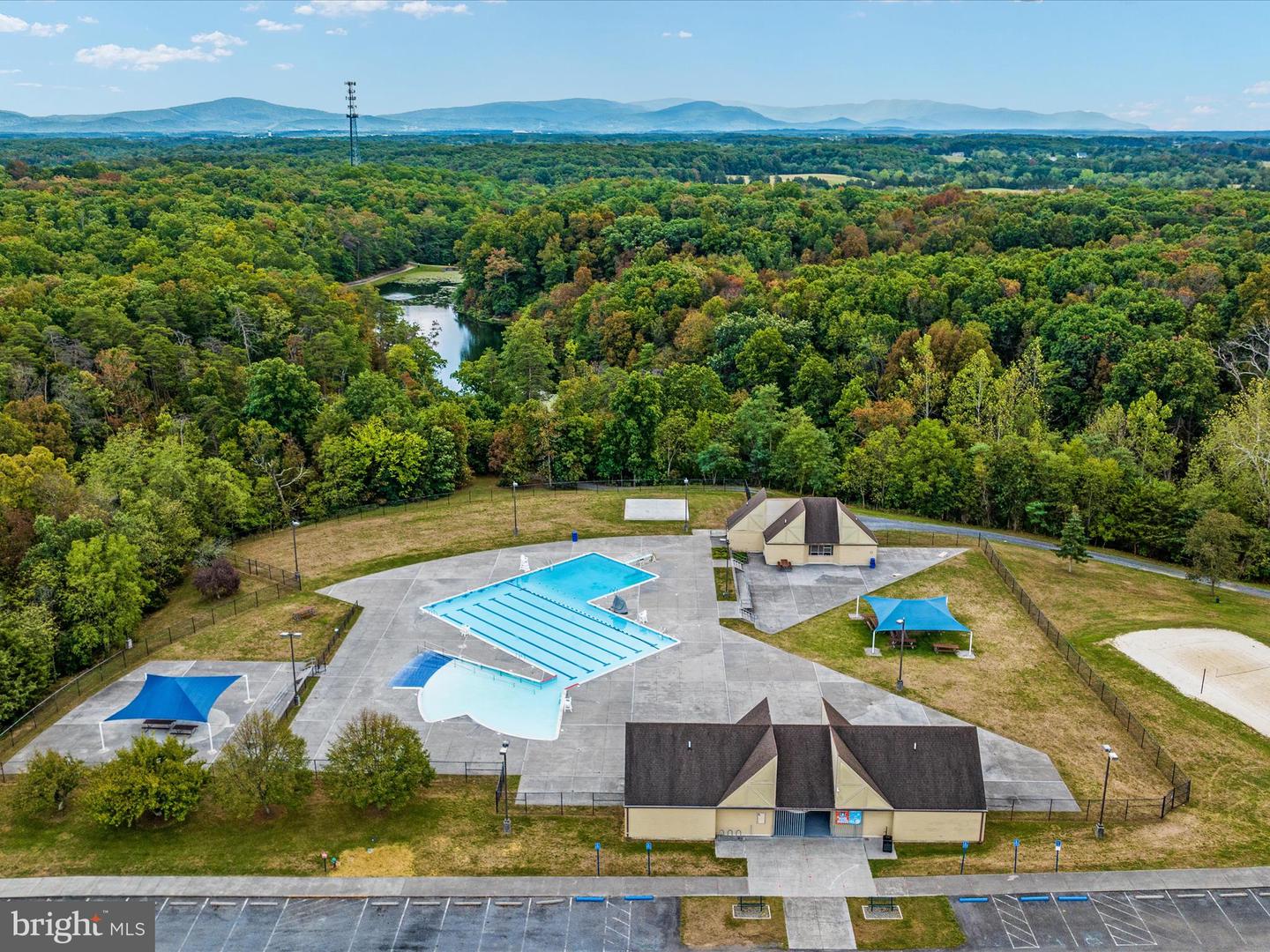 112 Hammer Ct