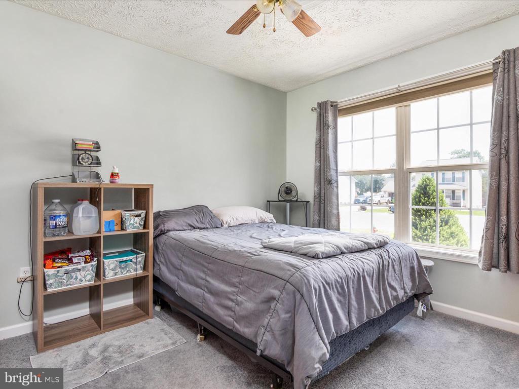112 Hammer Ct