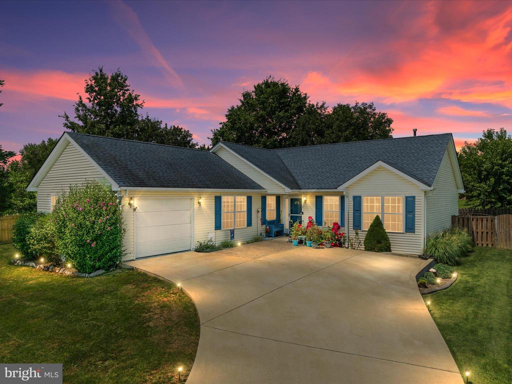 112 Hammer Ct