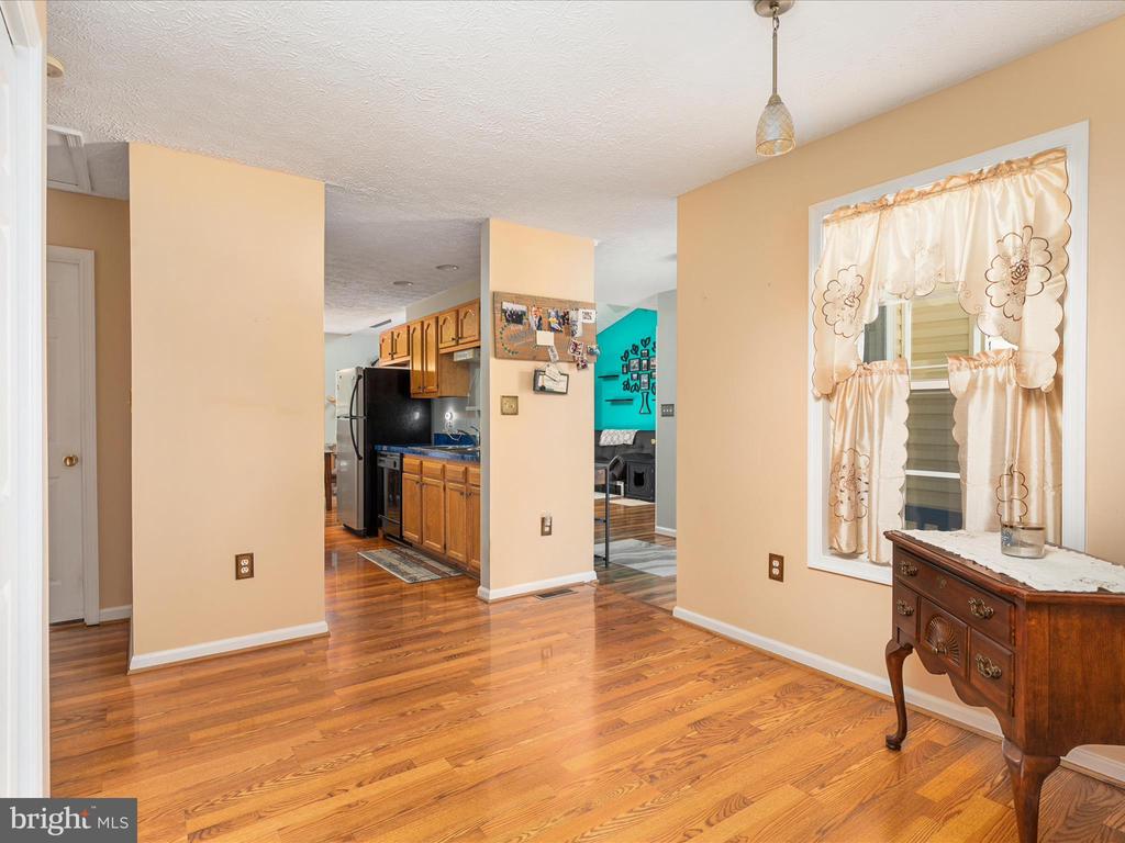 112 Hammer Ct