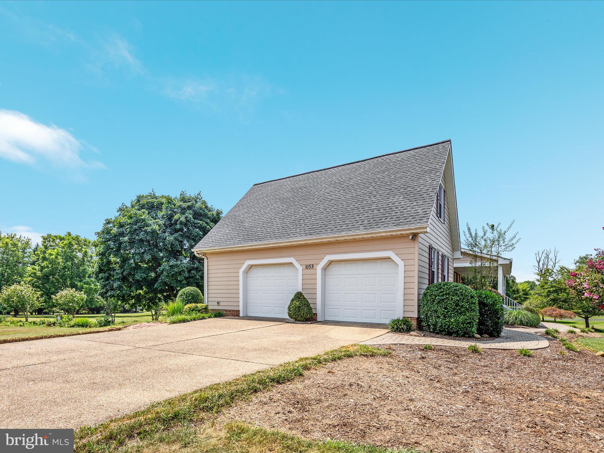 1153 Merrimans Ln