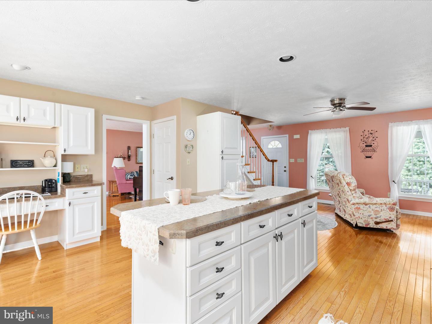 1153 Merrimans Ln