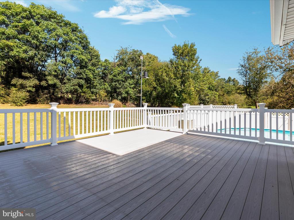 478 BROOKNEIL DRIVE