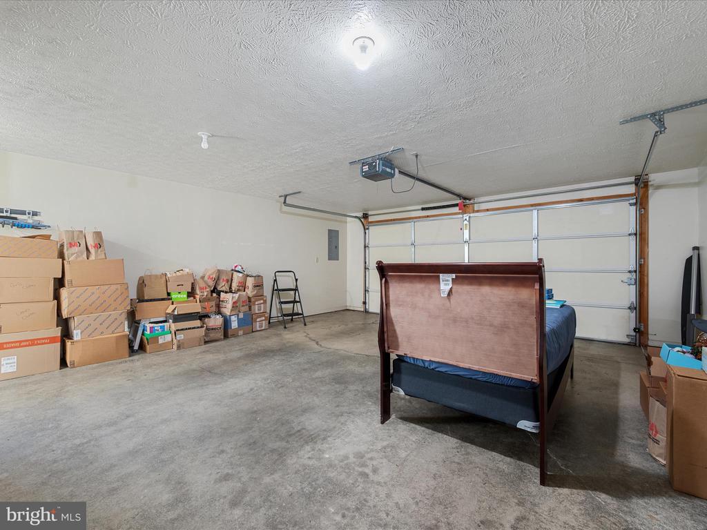 101 CALICO COURT