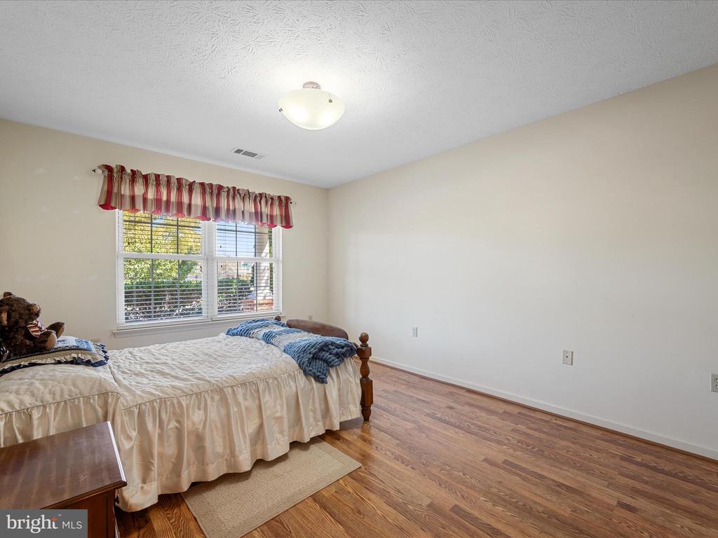 101 CALICO COURT